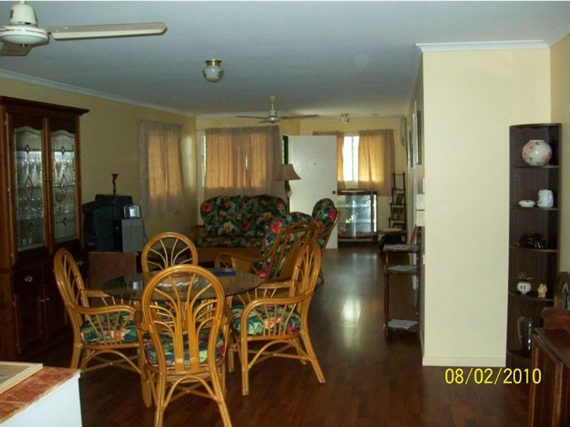 8 Cornes Street, Mount Morgan QLD 4714