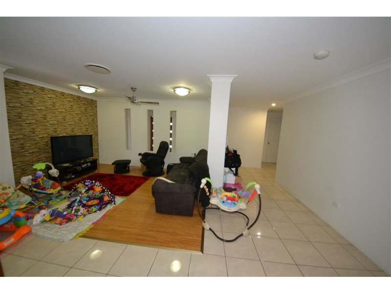 10 Wheeler Avenue, Gracemere QLD 4702