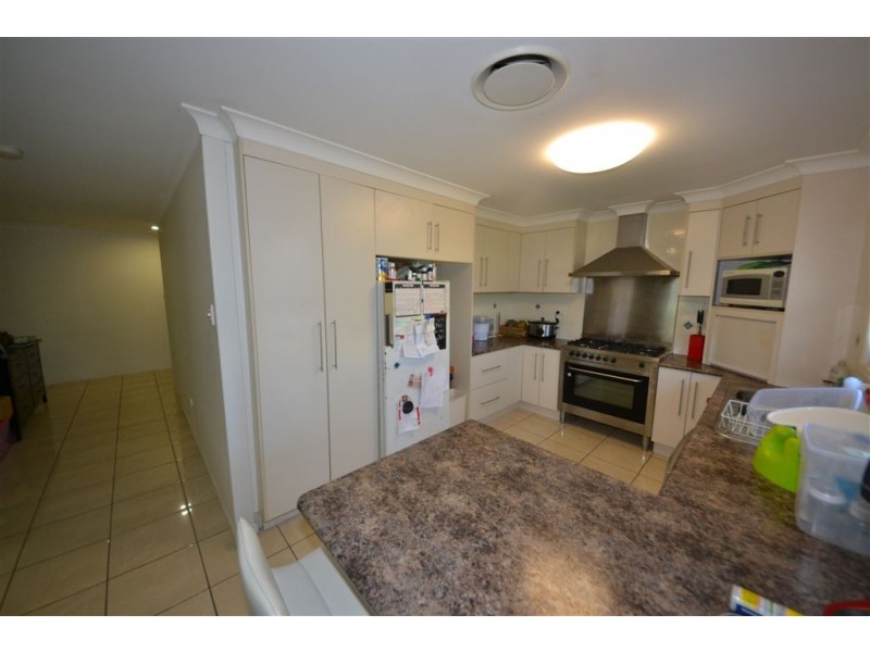 10 Wheeler Avenue, Gracemere QLD 4702