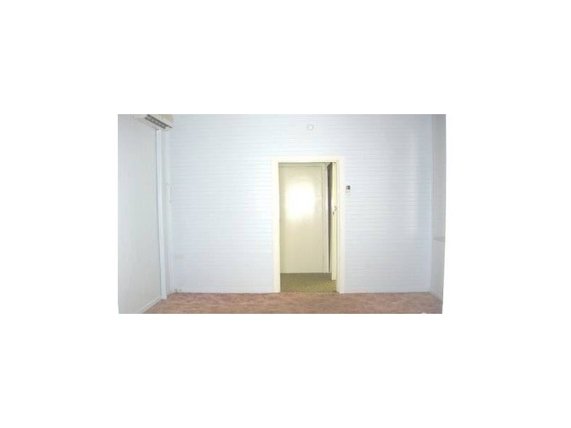 25 Gordon Street, Mount Morgan QLD 4714