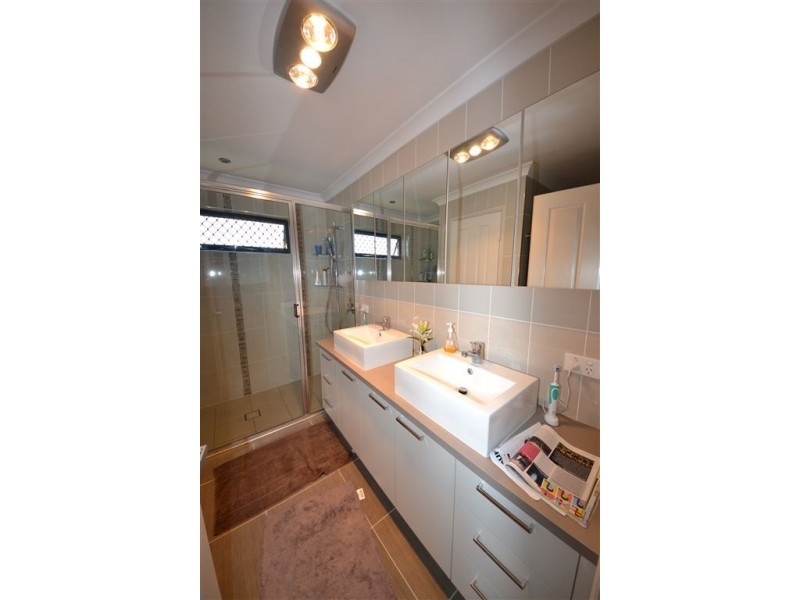 5 Flyn Close, Gracemere QLD 4702