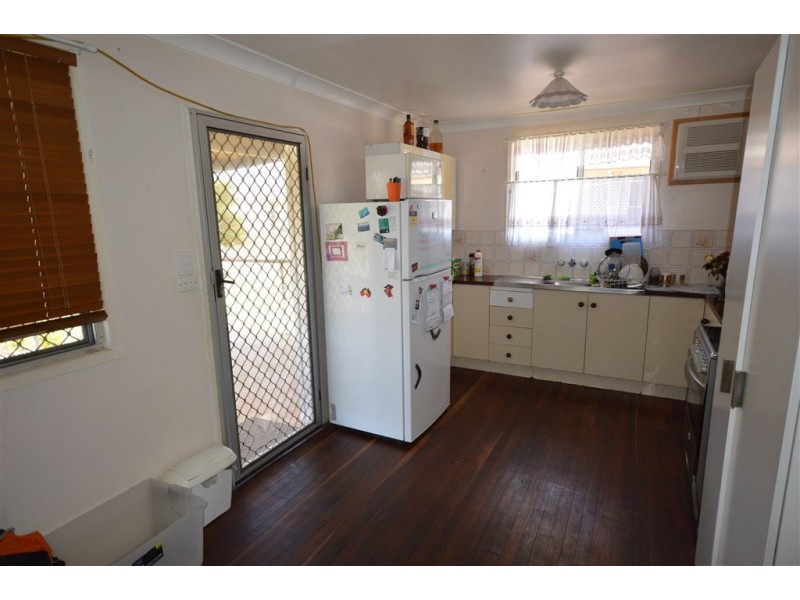 1 Zimitat Street, Gracemere QLD 4702