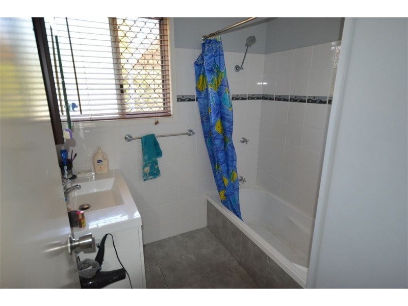 1 Zimitat Street, Gracemere QLD 4702