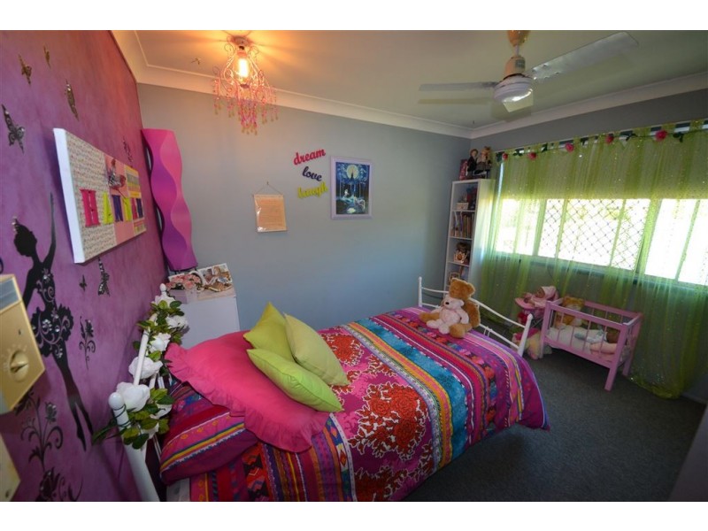 6 Sydney King Close, Gracemere QLD 4702