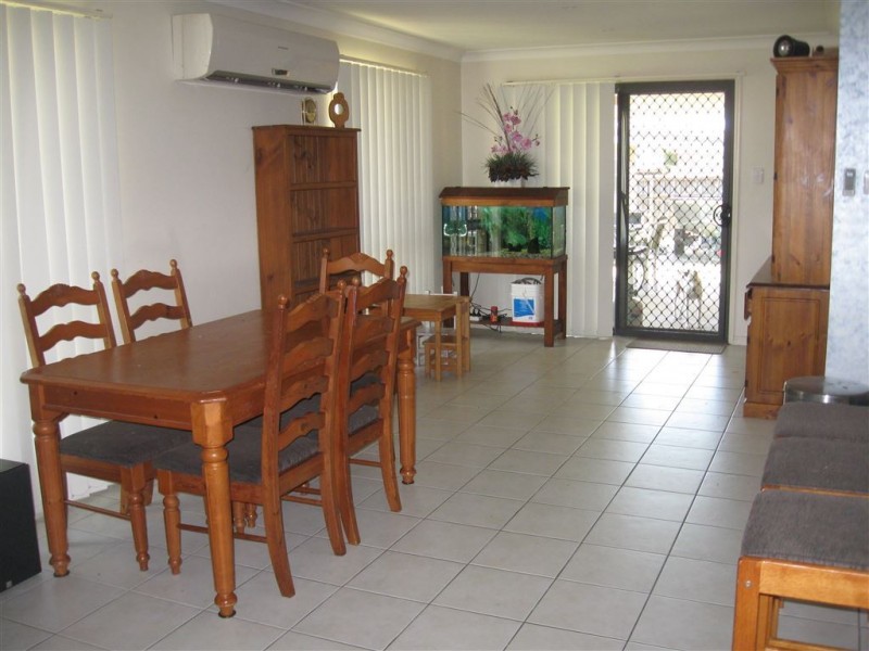 16 Riley Drive, Gracemere QLD 4702