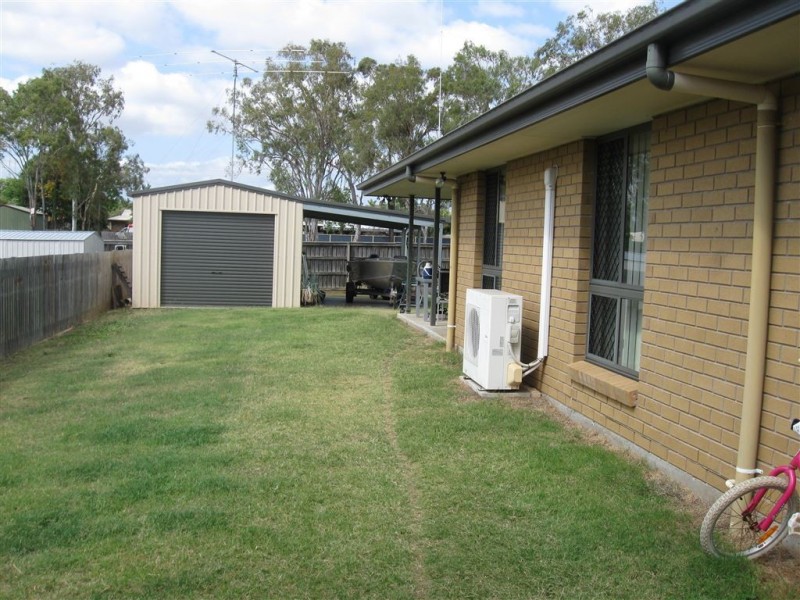 16 Riley Drive, Gracemere QLD 4702