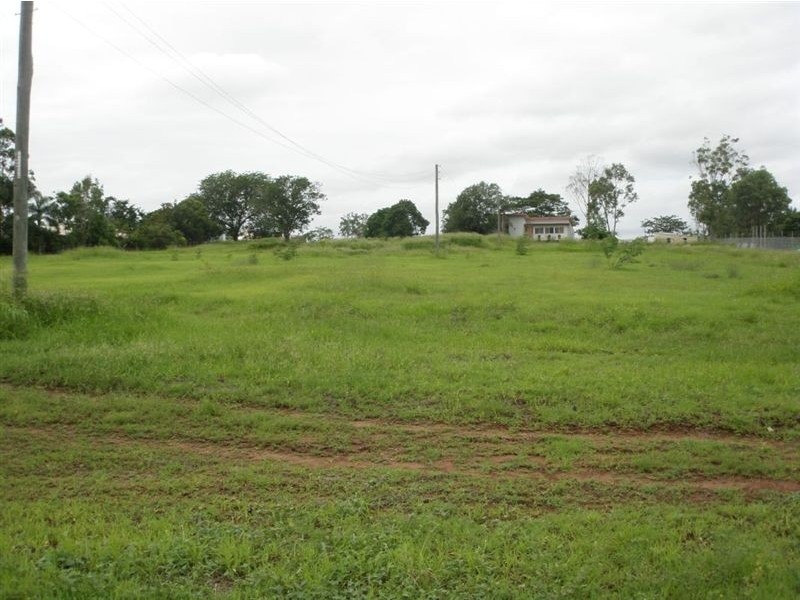 115 Somerset Rd, Gracemere QLD 4702