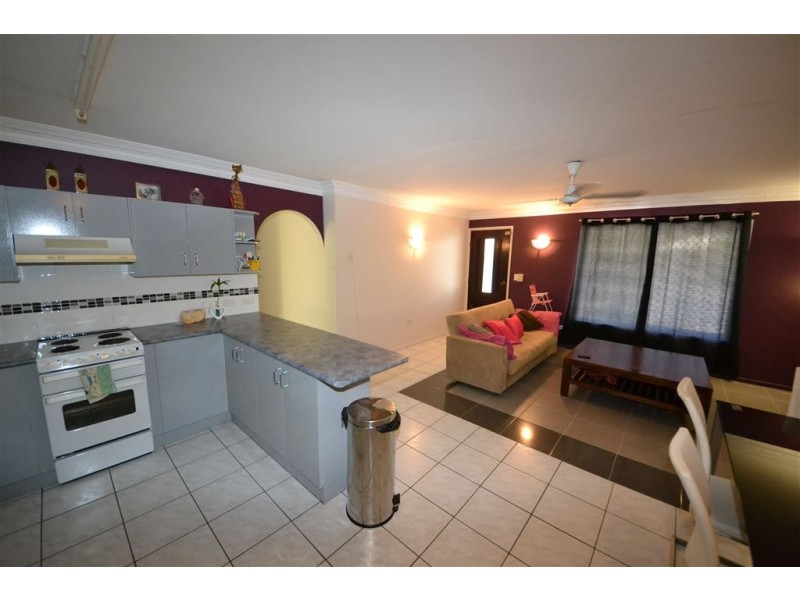 6 Deakin Close, Gracemere QLD 4702