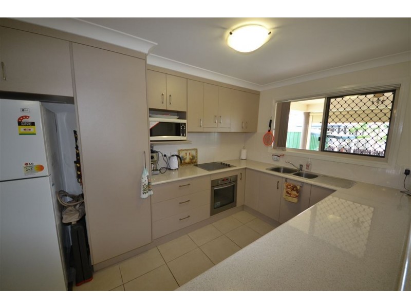 8 Conway Court, Gracemere QLD 4702