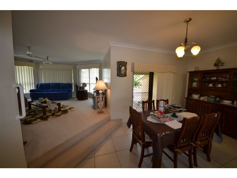12 Sunrise Crescent, Gracemere QLD 4702