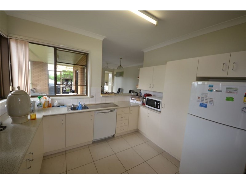 12 Sunrise Crescent, Gracemere QLD 4702