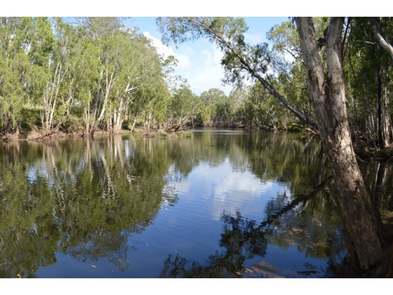 28 Flood Rd, Yaamba QLD 4704