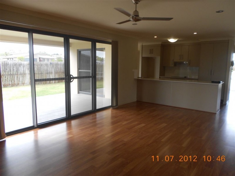 12 Maree Crescent, Gracemere QLD 4702