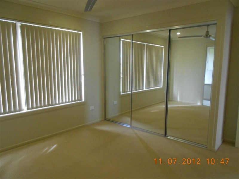 12 Maree Crescent, Gracemere QLD 4702