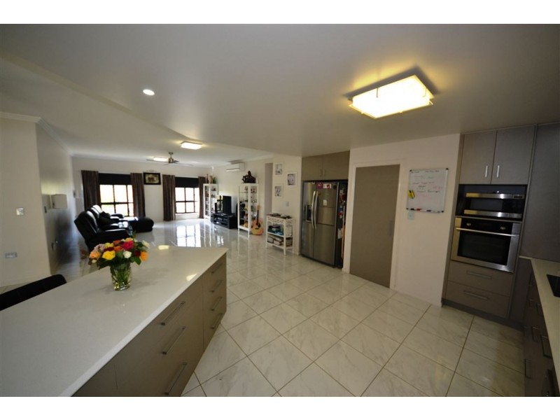 81 Clifton Street, Gracemere QLD 4702