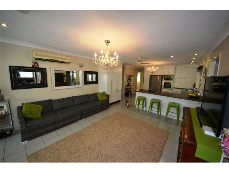 11 Zimitat Street, Gracemere QLD 4702