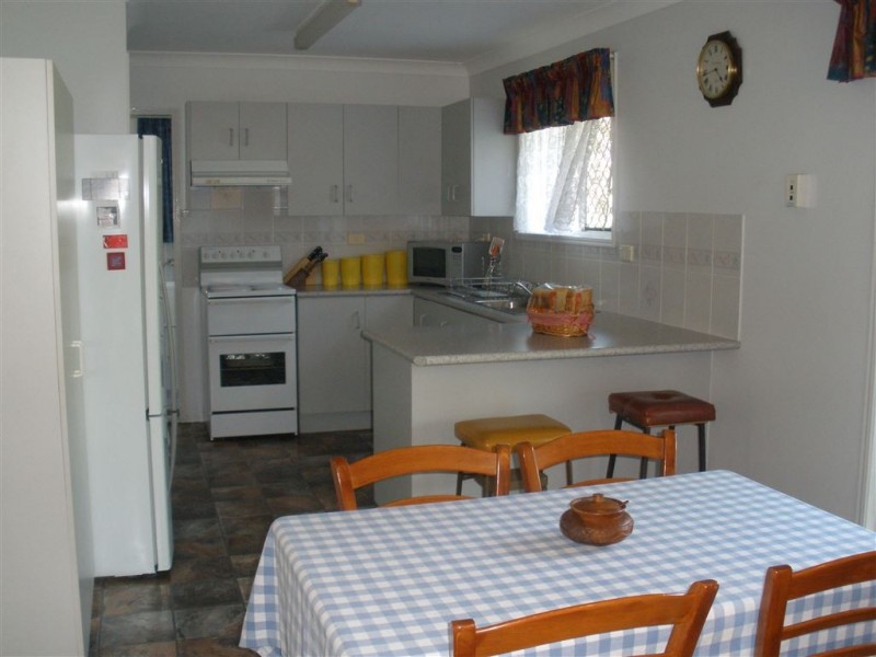 6 Gleeson Close, Gracemere QLD 4702