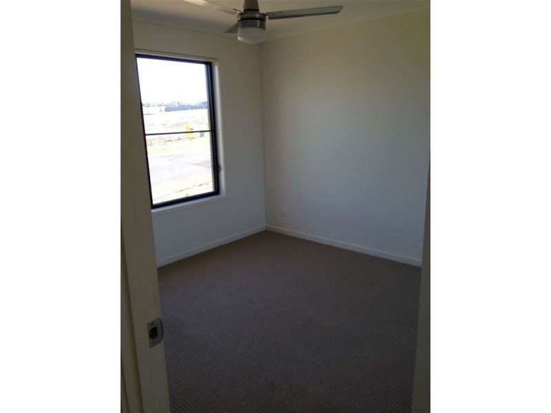 47 John Oxley Drive, Gracemere QLD 4702