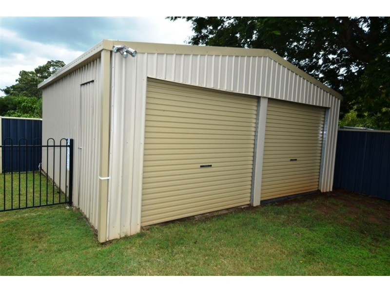 14 Buxton Drive, Gracemere QLD 4702