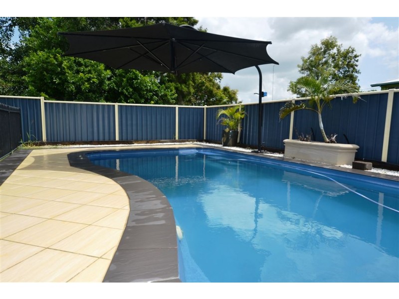 14 Buxton Drive, Gracemere QLD 4702