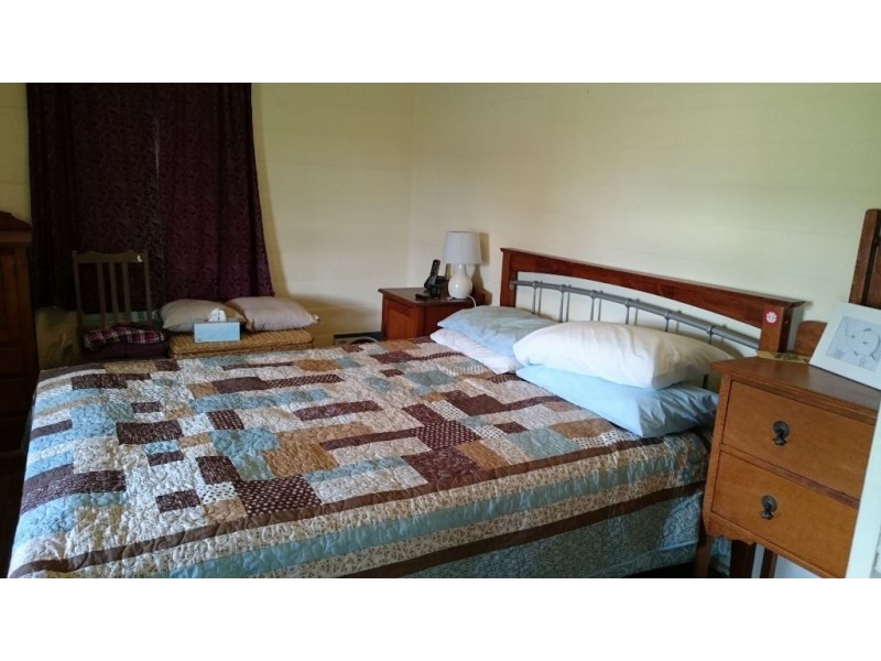 108 East Street, Mount Morgan QLD 4714