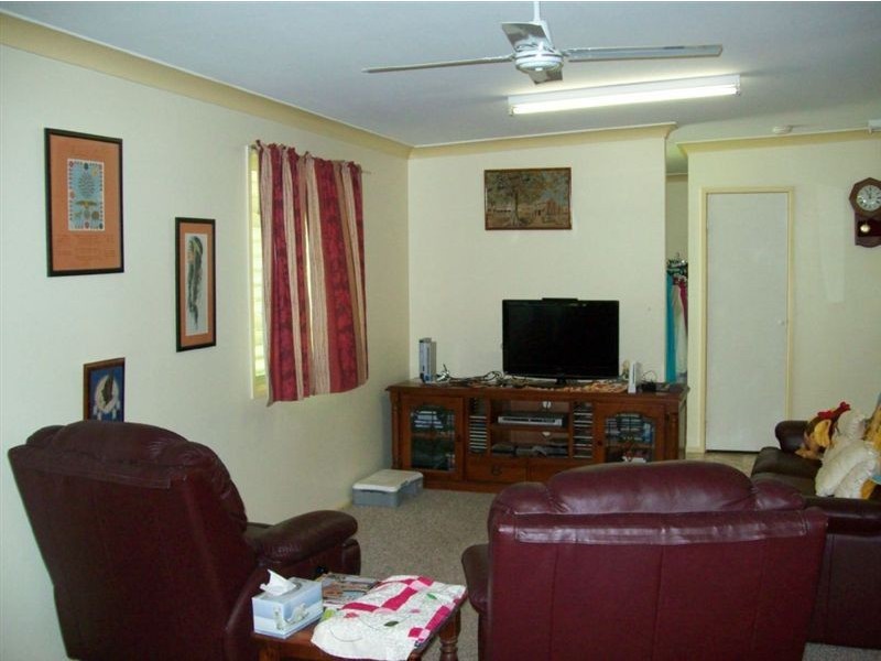 26 Glen Gordon Street, Mount Morgan QLD 4714