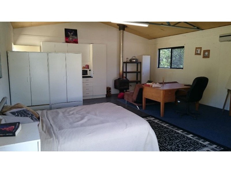 177 Archer Road Struck Oil, Mount Morgan QLD 4714