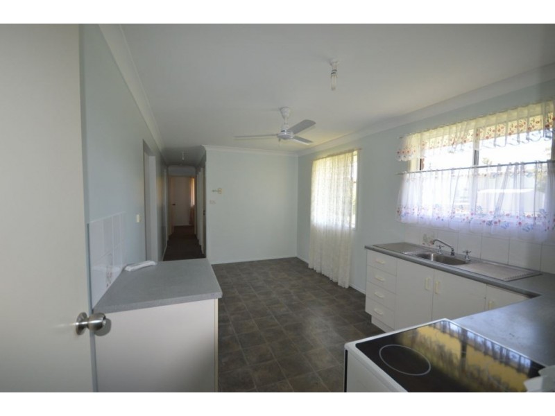 7 Schirmer Close, Gracemere QLD 4702