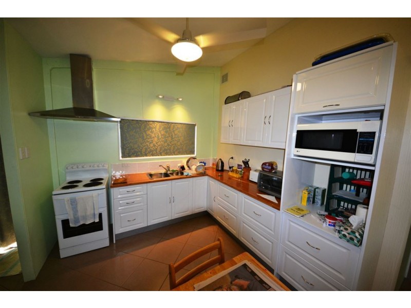 52555 Burnett Highway, Bouldercombe QLD 4702