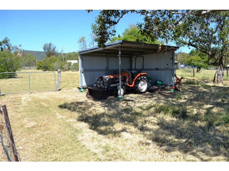 52555 Burnett Highway, Bouldercombe QLD 4702