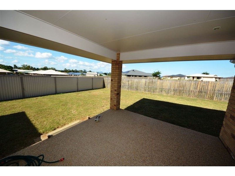 7 Premier Court, Gracemere QLD 4702