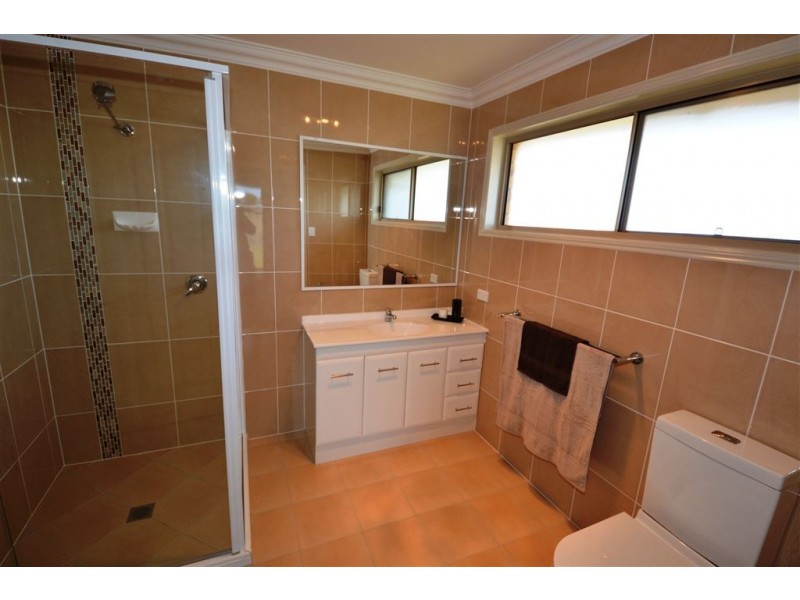 7 Premier Court, Gracemere QLD 4702