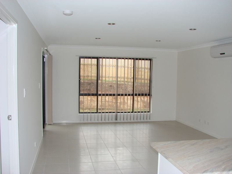 49 John Oxley Drive, Gracemere QLD 4702