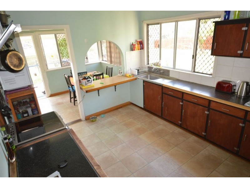 41 Lucas Street, Berserker QLD 4701