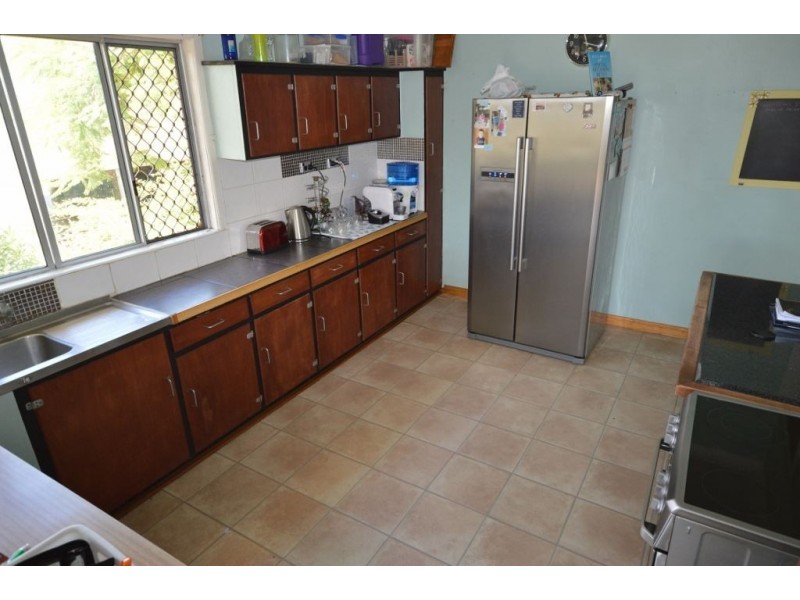 41 Lucas Street, Berserker QLD 4701