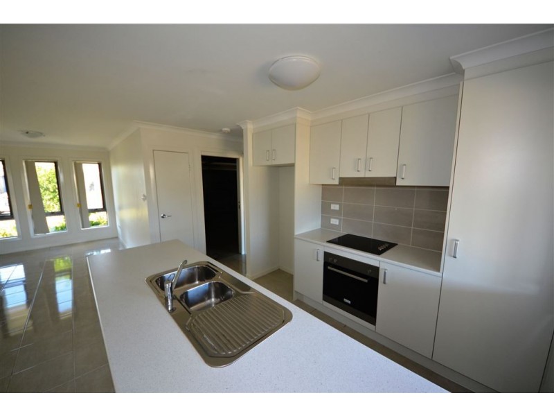 9 Horwell Street, Gracemere QLD 4702