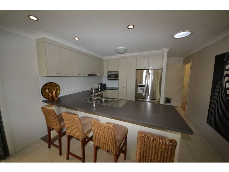 66 Jamie Cres, Gracemere QLD 4702