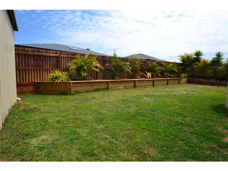 66 Jamie Cres, Gracemere QLD 4702