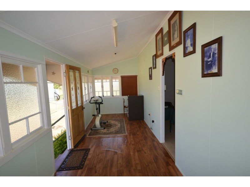 124 Lee Farm Road, Stanwell QLD 4702