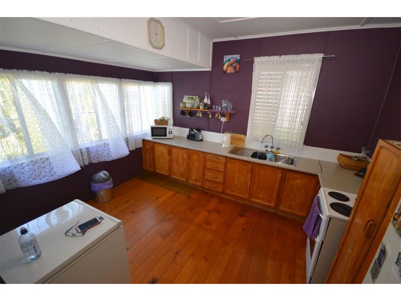 63 Jones Street, Wandal QLD 4700