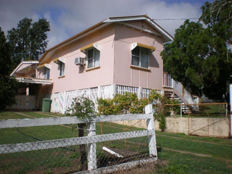 78 Dee Street, Mount Morgan QLD 4714