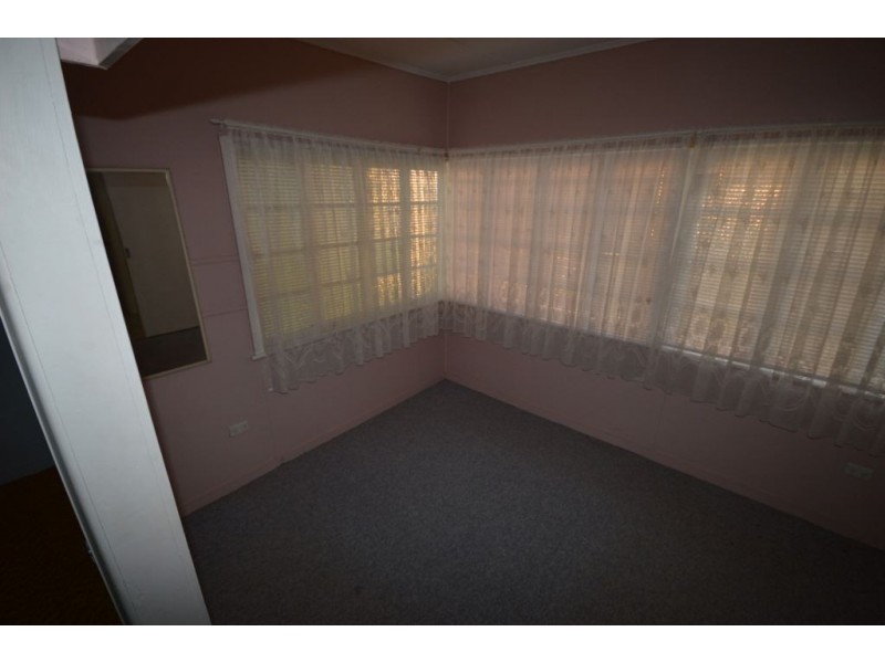 64 Elphinstone Street, Berserker QLD 4701