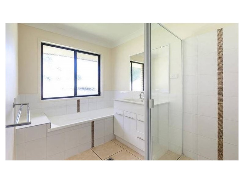 L1 Breakspear Street, Gracemere QLD 4702