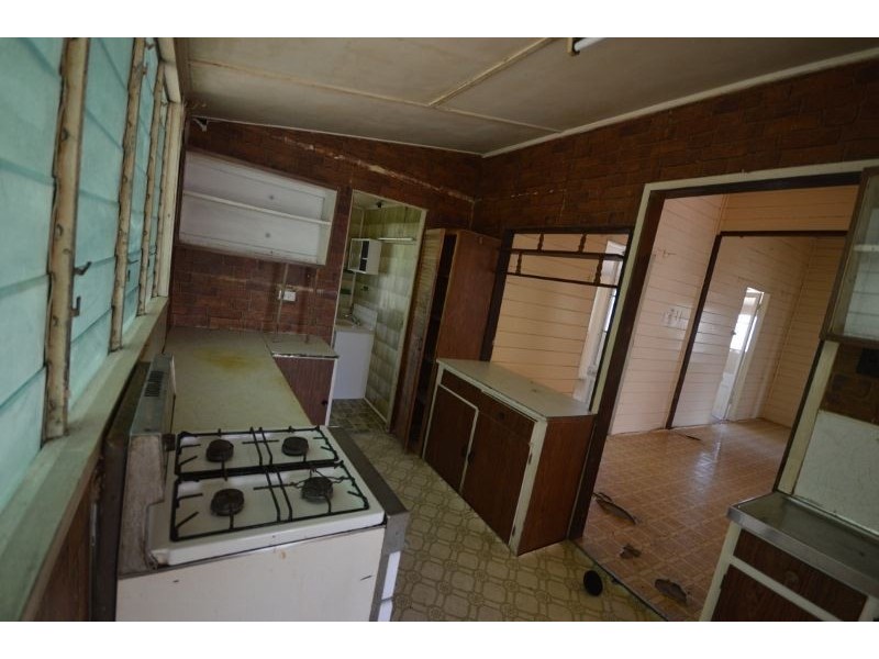 23 Elphinstone Street, Berserker QLD 4701