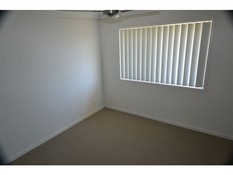 16 Leichhardt Drive, Gracemere QLD 4702