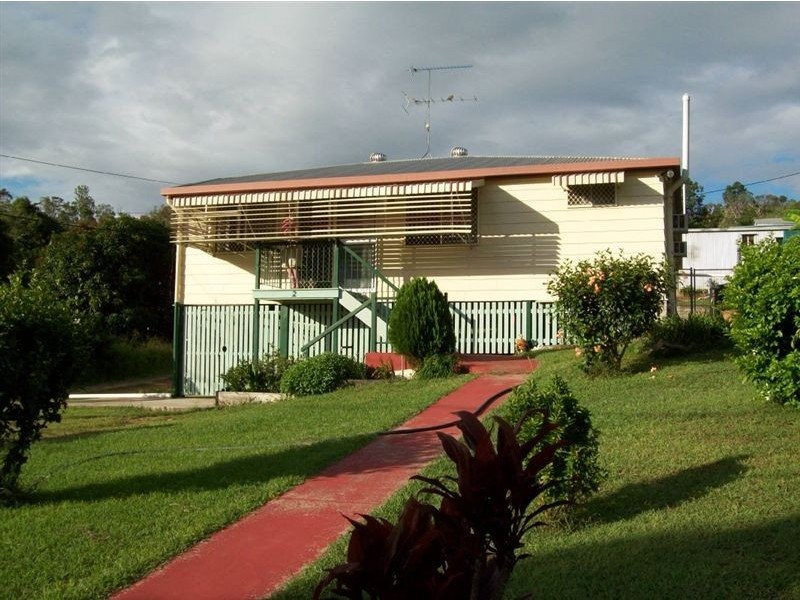2 Henry Street, Mount Morgan QLD 4714
