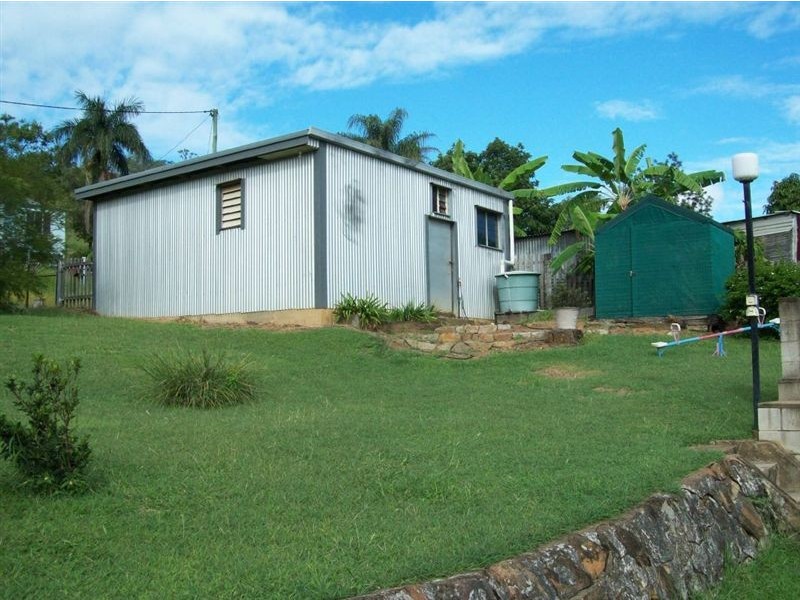 2 Henry Street, Mount Morgan QLD 4714