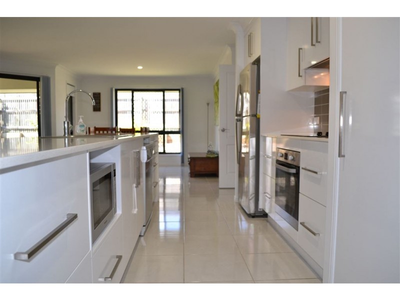 7 Mitchell Court, Gracemere QLD 4702