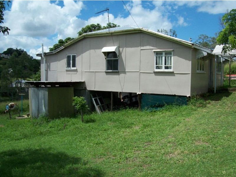 23 West Street, Mount Morgan QLD 4714