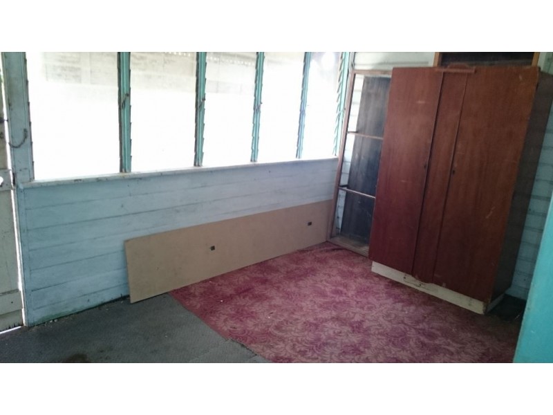 4 Cribb Street, Mount Morgan QLD 4714